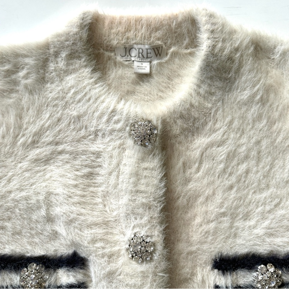 J Crew Sweater Lady Jacket/Cardigan in Light Bone & Navy Brushed Yarn - Picture 3 of 8